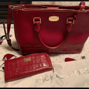 Brand new MICHEALS KORS BAG AND wallet